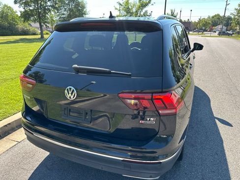 Used 2018 Volkswagen Tiguan SEL Premium AWD/4WD image 20