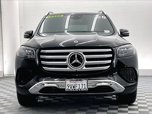 Used 2026 Mercedes-Benz GLS 450 4MATIC image 2