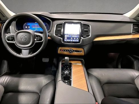 Certified 2023 Volvo XC90 B6 Plus w/ Protection Package Premier AWD/4WD image 7