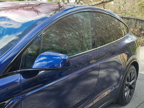 Used 2024 Tesla Model X image 23