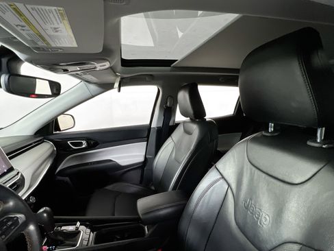 Used 2022 Jeep Compass Limited w/ Sun and Sound Group image 20