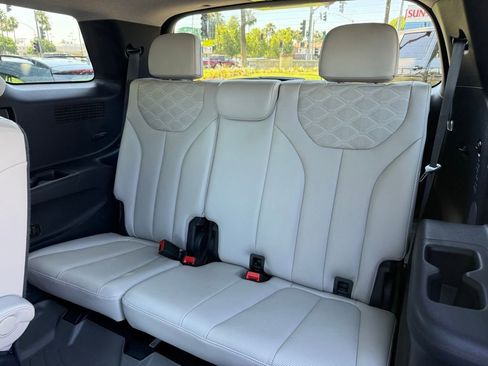 Used 2021 Hyundai Palisade Limited AWD/4WD image 15