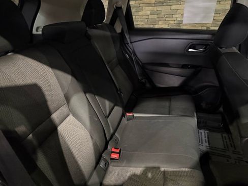 Certified 2025 Nissan Rogue SV image 36