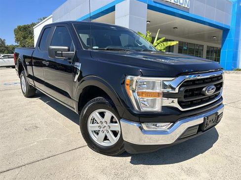 Used 2022 Ford F150 XLT image 2