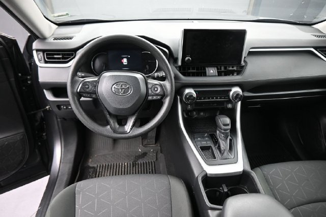 Certified 2024 Toyota RAV4 XLE FWD image 20