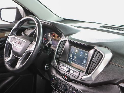 Used 2019 GMC Terrain SLE w/ Driver Convenience Package image 25