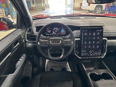New 2025 GMC Acadia Elevation w/ Elevation Premium Package AWD/4WD image 30
