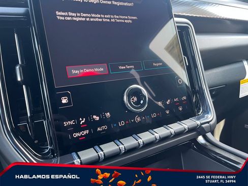 New 2026 GMC Yukon XL AT4 AWD/4WD image 30
