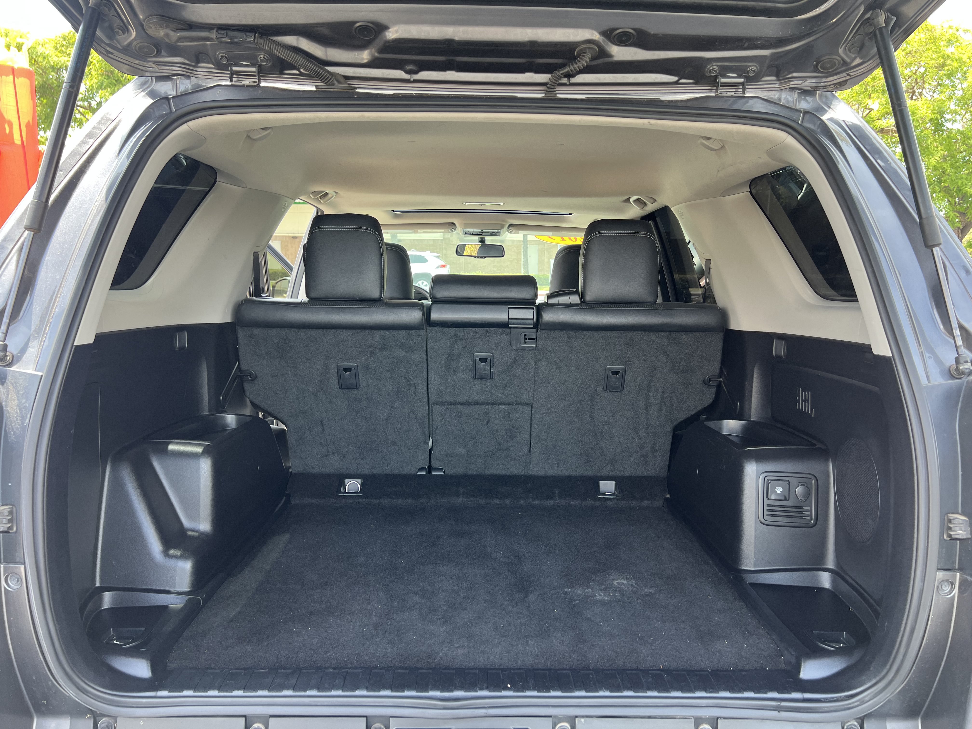 Used 2019 Toyota 4Runner Limited RWD image 31