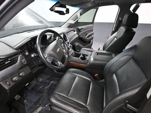 Used 2019 Chevrolet Tahoe LT w/ RST Edition AWD/4WD image 26