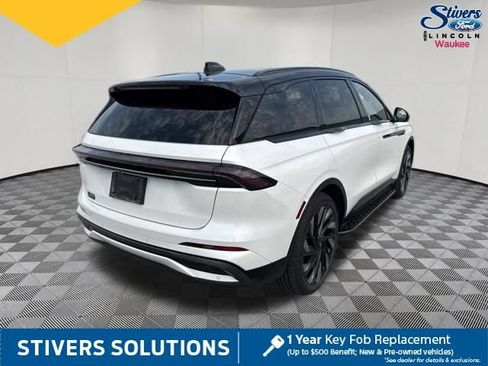 Used 2025 Lincoln Nautilus Reserve w/ Jet Appearance Package AWD/4WD image 7