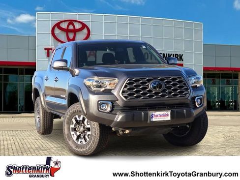 Used 2023 Toyota Tacoma TRD Off-Road image 1