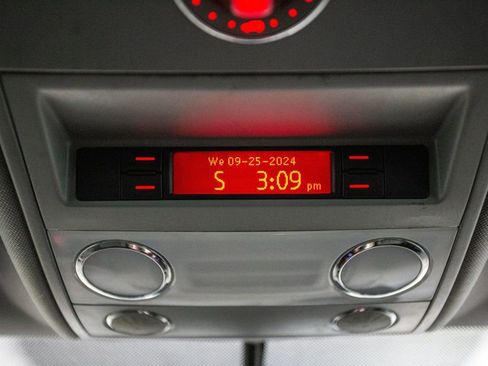 Used 2008 Volkswagen Touareg V10 TDI image 56