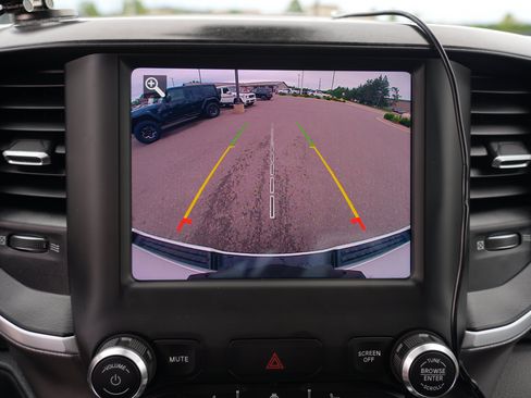 Used 2020 RAM 1500 Big Horn AWD/4WD image 29