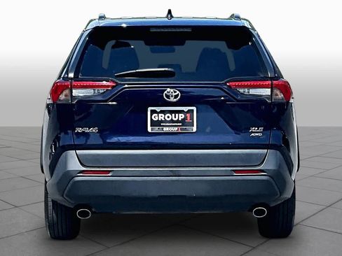 Used 2023 Toyota RAV4 XLE AWD/4WD image 5