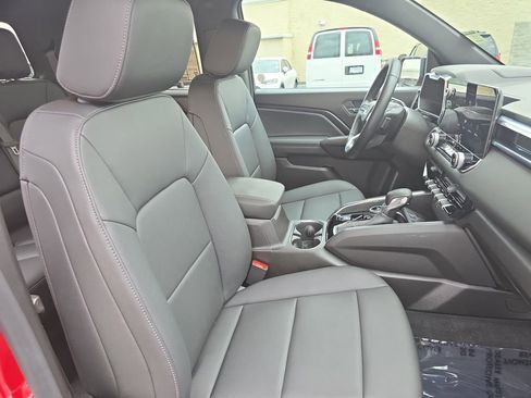 Used 2025 GMC Canyon Elevation w/ Convenience Package image 10