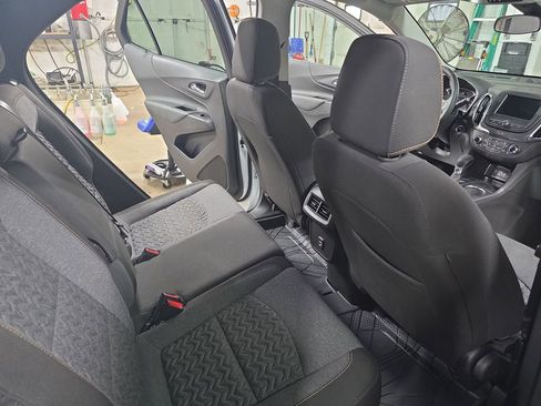 Used 2024 Chevrolet Equinox LT w/ LPO, Floor Liner Package AWD/4WD image 11