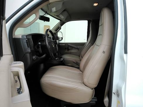 Used 2020 Chevrolet Express 2500 w/ Driver Convenience Package RWD image 17