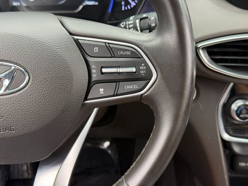 Used 2019 Hyundai Santa Fe SEL FWD image 19