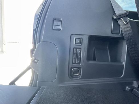 New 2026 Ford Expedition Platinum w/ Stealth Performance Package image 32