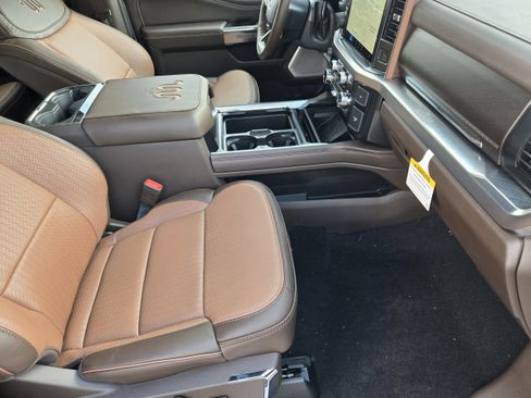 New 2026 Ford F350 King Ranch w/ Chrome Package AWD/4WD image 17