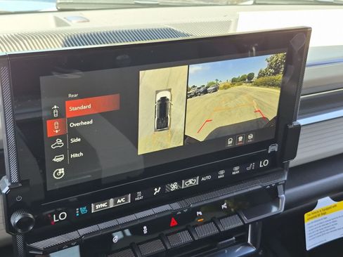New 2026 GMC Hummer EV 4x4 Crew Cab image 14