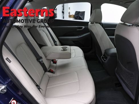 Used 2021 Hyundai Sonata Limited w/ Winter Weather Package FWD image 24