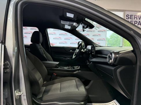 Used 2026 Chevrolet Equinox LT FWD image 39