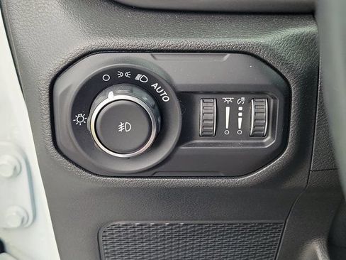 Used 2021 Jeep Wrangler Sport AWD/4WD image 19