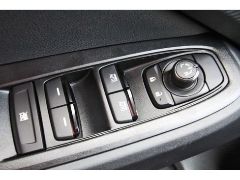 New 2026 Subaru Crosstrek 2.5i AWD/4WD image 16