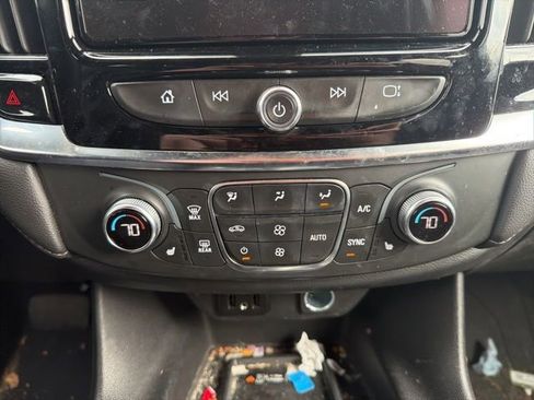 Certified 2023 Chevrolet Traverse LT w/ LPO, Floor Liner Package image 21