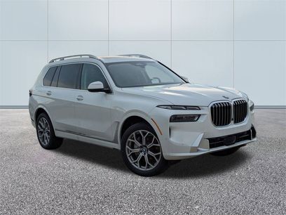 New 2025 BMW X7 xDrive40i w/ Premium Package