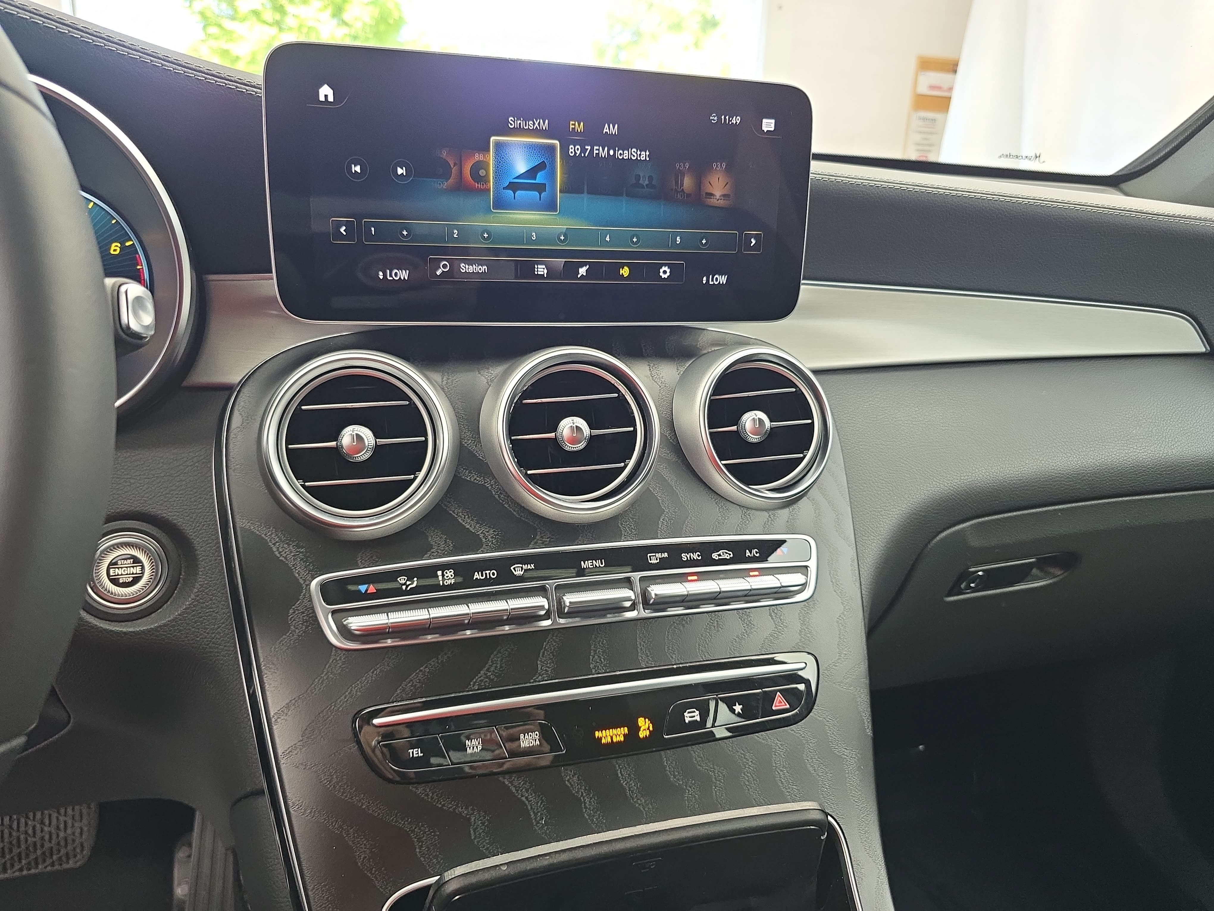 Certified 2023 Mercedes-Benz GLC 300 4MATIC Coupe image 20