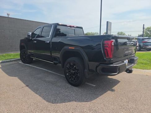 Used 2025 GMC Sierra 2500 Denali w/ Denali Reserve Package AWD/4WD image 11