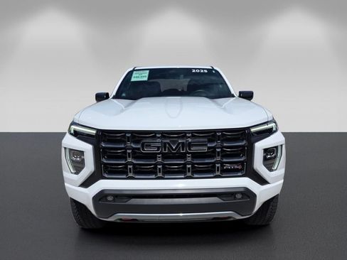 Used 2025 GMC Canyon AT4 w/ Nightfall Edition AWD/4WD image 2