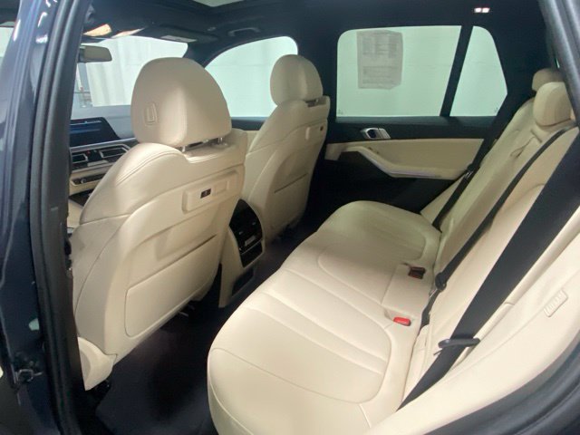 Used 2021 BMW X5 xDrive45e AWD/4WD image 13