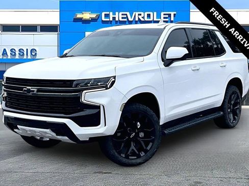 Used 2021 Chevrolet Tahoe Z71 w/ Rear Media and Nav Package AWD/4WD image 3