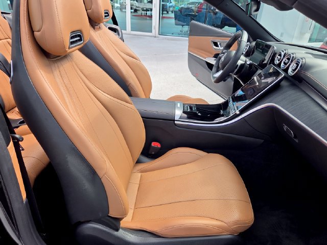 Used 2024 Mercedes-Benz CLE 300 4MATIC Cabriolet image 25