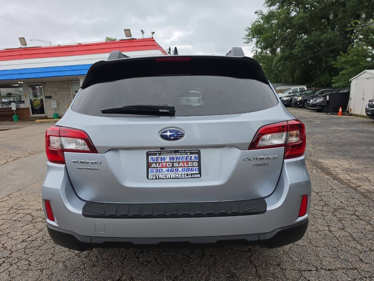 Used 2016 Subaru Outback 3.6R Limited AWD/4WD image 24