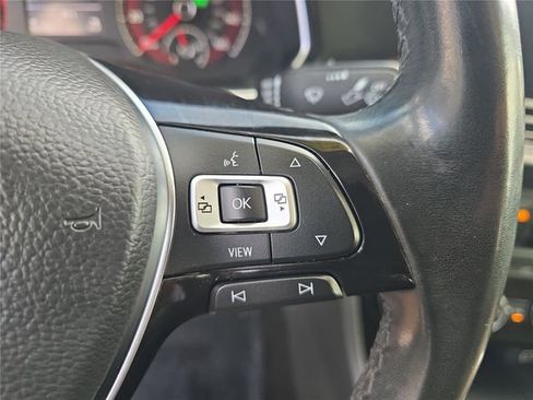Used 2019 Volkswagen Jetta SE w/ Cold Weather Package FWD image 19