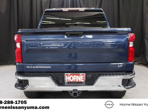 Used 2020 Chevrolet Silverado 1500 LT w/ LT Value Package AWD/4WD image 14