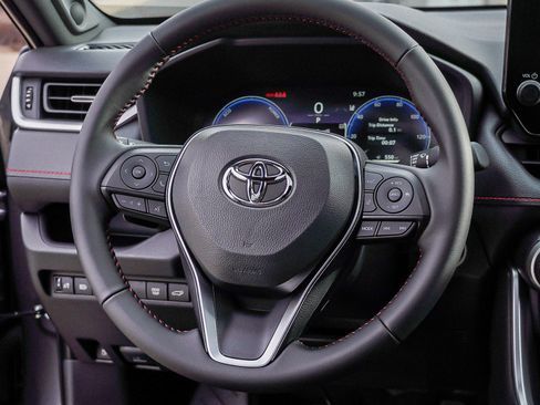 Certified 2025 Toyota RAV4 XSE image 32