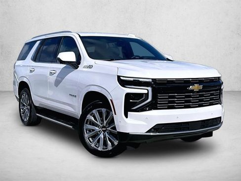 Used 2025 Chevrolet Tahoe High Country RWD image 12