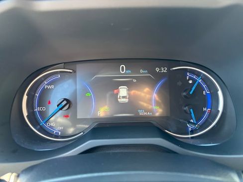 Used 2019 Toyota RAV4 XSE AWD/4WD image 14