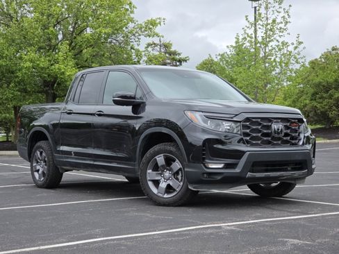 Certified 2024 Honda Ridgeline TrailSport image 2