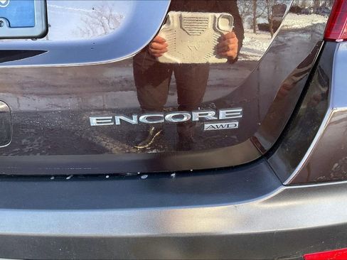 Used 2015 Buick Encore Leather image 9