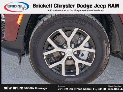 Used 2025 Jeep Grand Cherokee Limited image 38