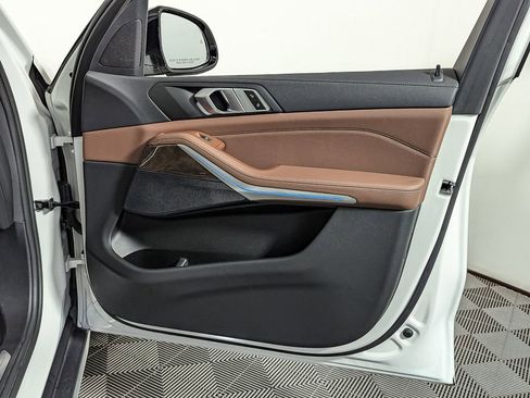 Certified 2022 BMW X5 xDrive45e w/ Parking Assistance Package image 39