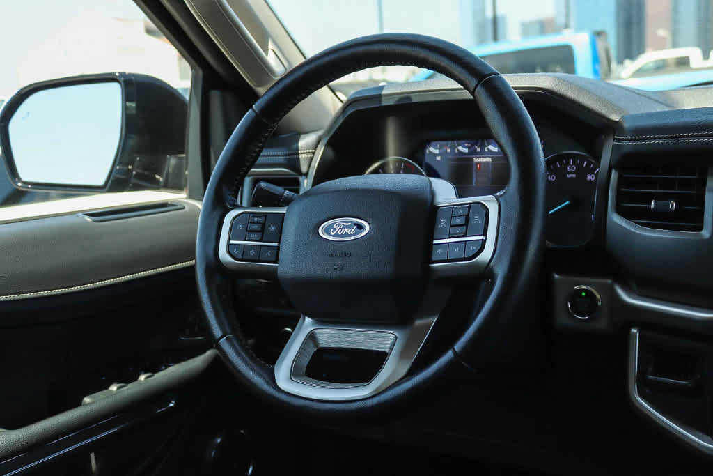 Certified 2023 Ford Expedition Max XLT RWD image 16