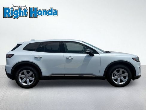 New 2026 Honda Prologue EX image 7